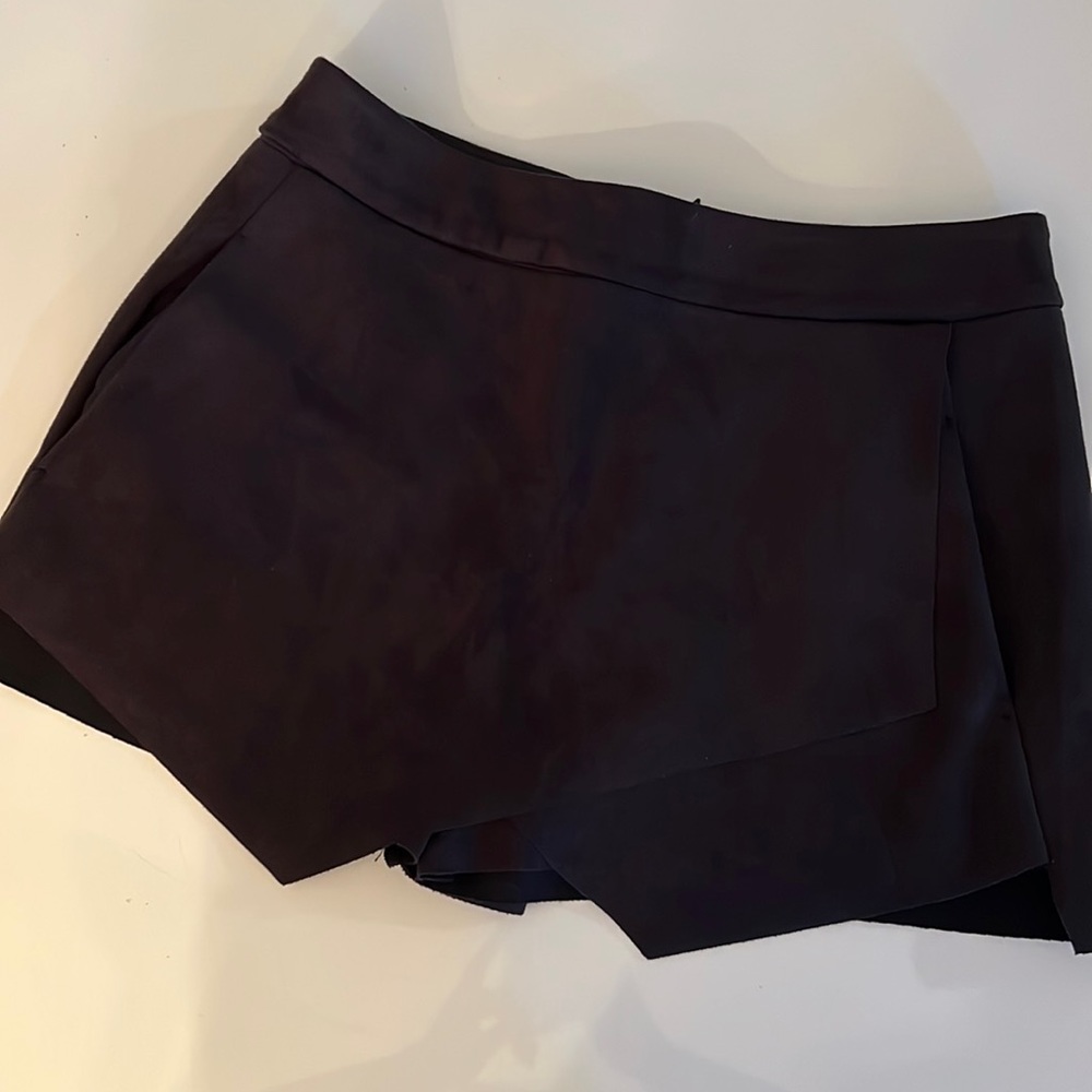 Aqua Black Skort